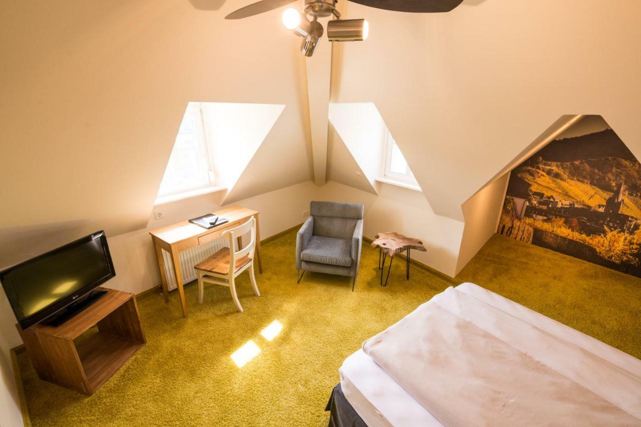 Deutschherrenhof 3*